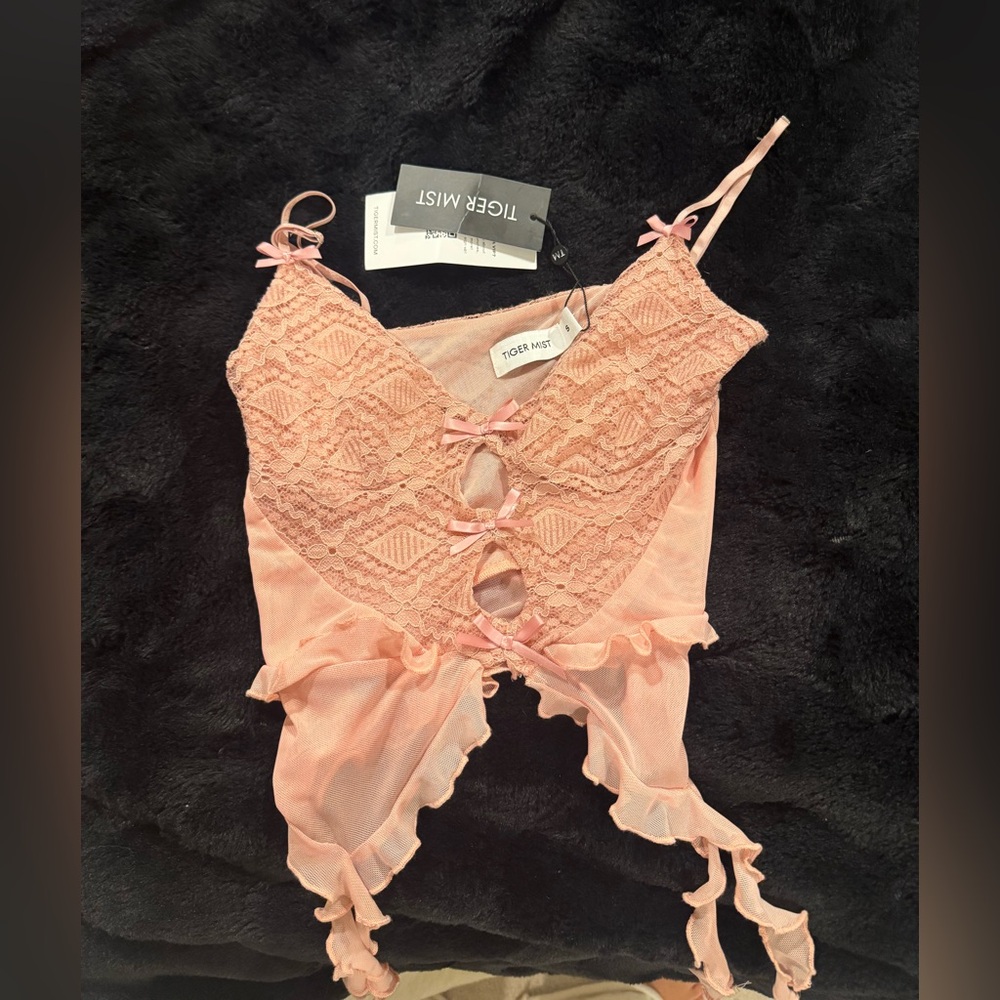 Tiger Mist Blush Lace Crop Top